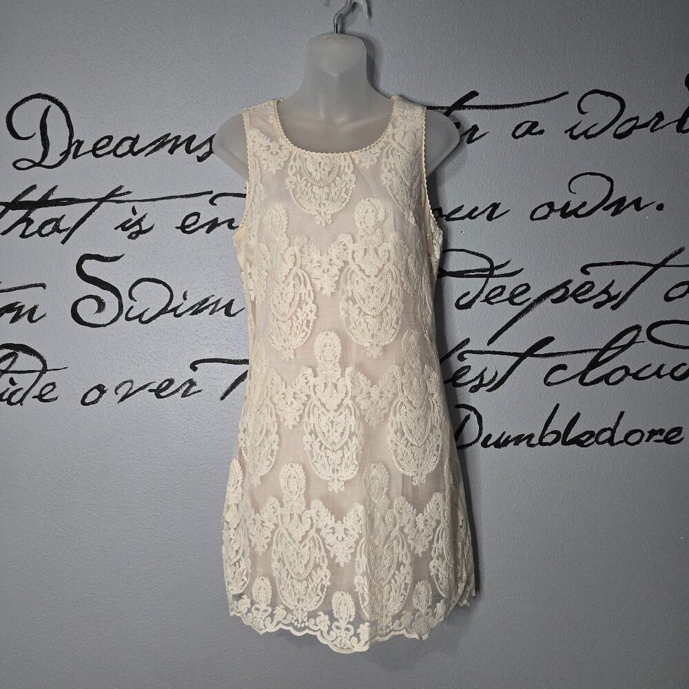 Mono B Cream Lace Sleeveless Lined Sheath Dress, S